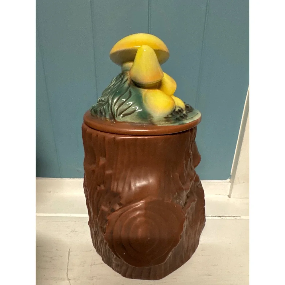 Vintage McCoy Ceramic Mushroom Tree Stump Cookie Jar USA Made MCM